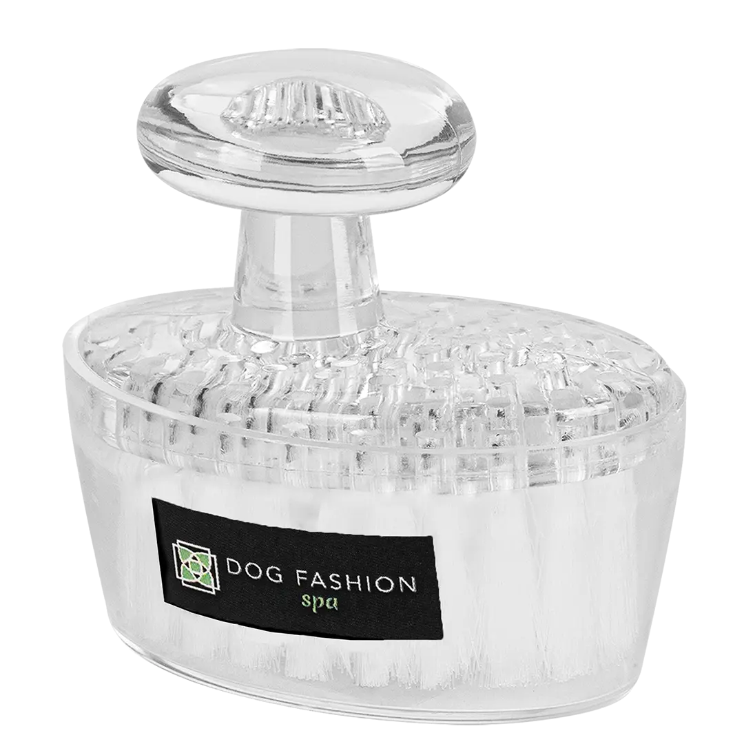 Dog_Fashion_Spa_-_White_Face_and_Paw_Brush_01
