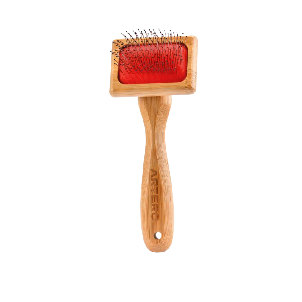 protected-pin-slicker-small-nature-collection-artero