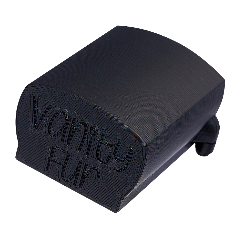 vanity-fur-medium-brush-cover-black-for-dog-grooming_2024-06-19T14_42_06.144Z